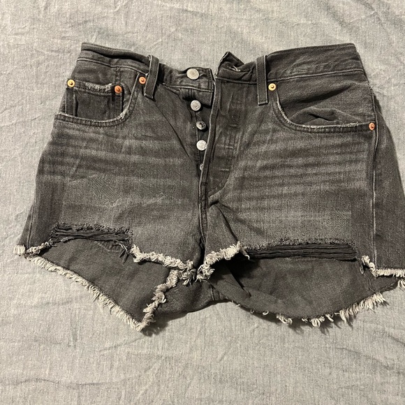 Levi’s 501 Women’s High Rise Denim Shorts | Size 27, Washed Black - Picture 4 of 5